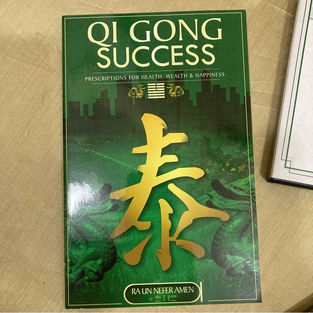 Qigong book and dvd bundle - Picture 7 of 10